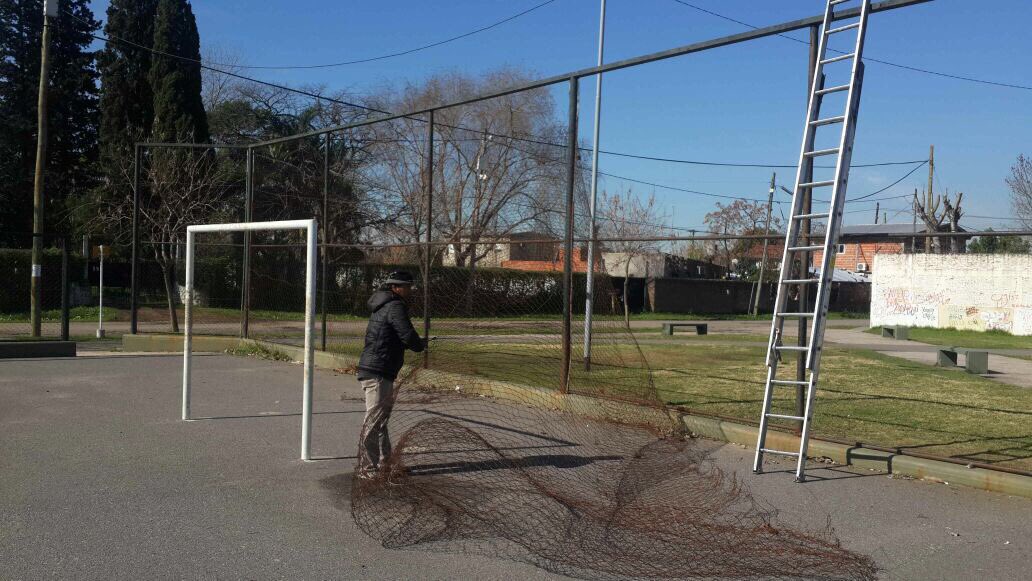 EspaciosPub's tweet photo. ESPACIOS PÚBLICOS|Con más trabajos que mejoran nuestro partido realizamos la renovación de la parquización de plazas para su puesta en valor https://t.co/QDxaKqs9Tu