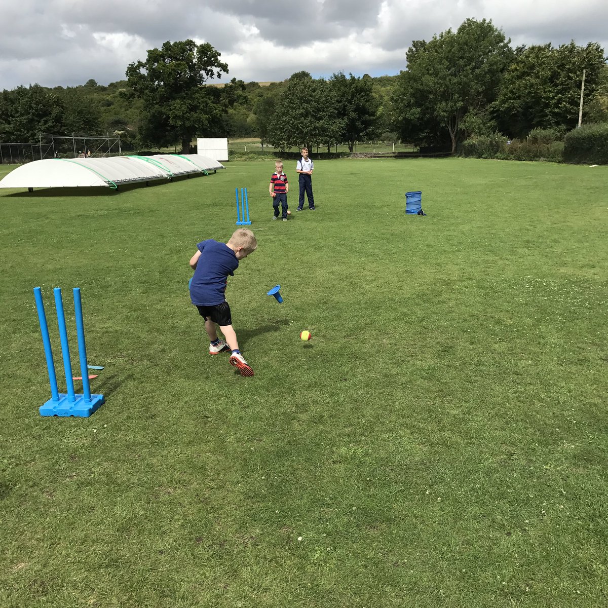 DFCALtd's tweet photo. #littlecrickets From batting to bowling, to catching to throwing, the little cricketers did it all this week! @StapletonCC #fun #DFCA https://t.co/4kRMO0OSxp