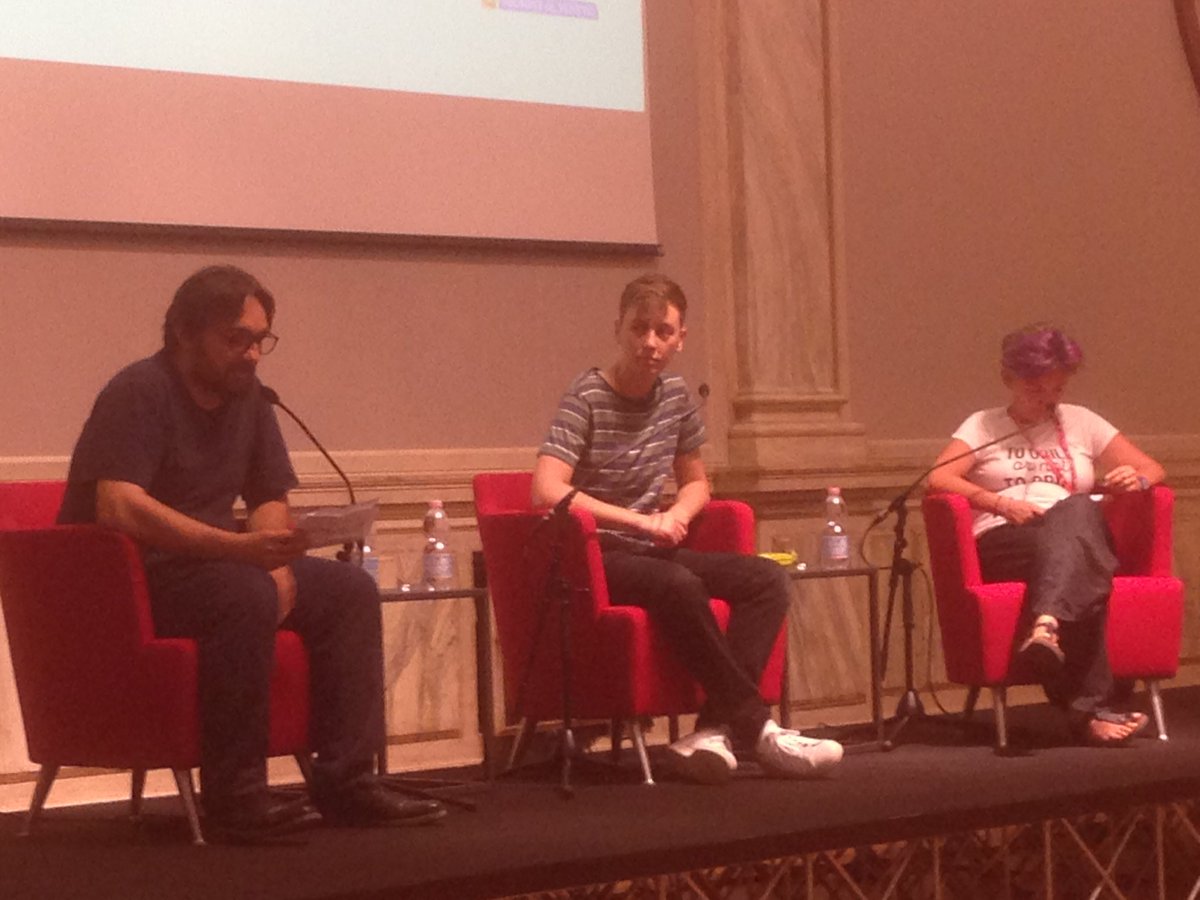 #liviaferracchiati ricorda i contributi di #kuniakiida e <a href="/MarcoMaccieri/">Marco Maccieri</a> al suo percorso di crescita in <a href="/PaoloGrassiMi/">FondazionePaoloGrassi-Milano</a> <a href="/la_Biennale/">La Biennale di Venezia</a>