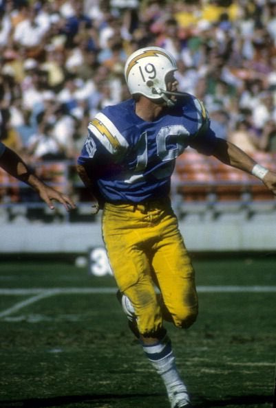 Happy Birthday to the Great Lance Alworth ...  