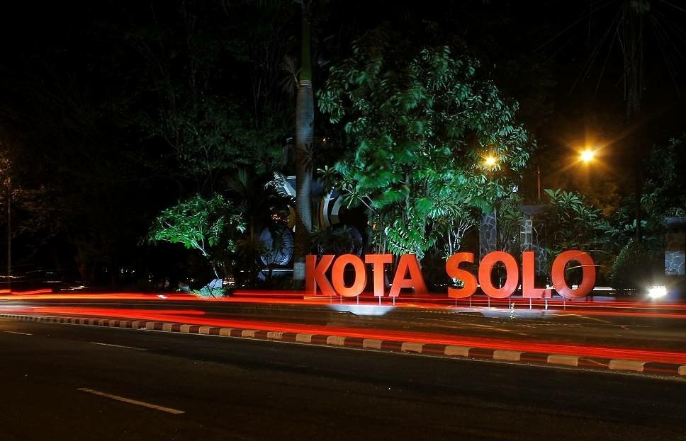 Kota Solo, tempat dimana kita akan kembali pulang 😘

Foto : IG feriysetiawan