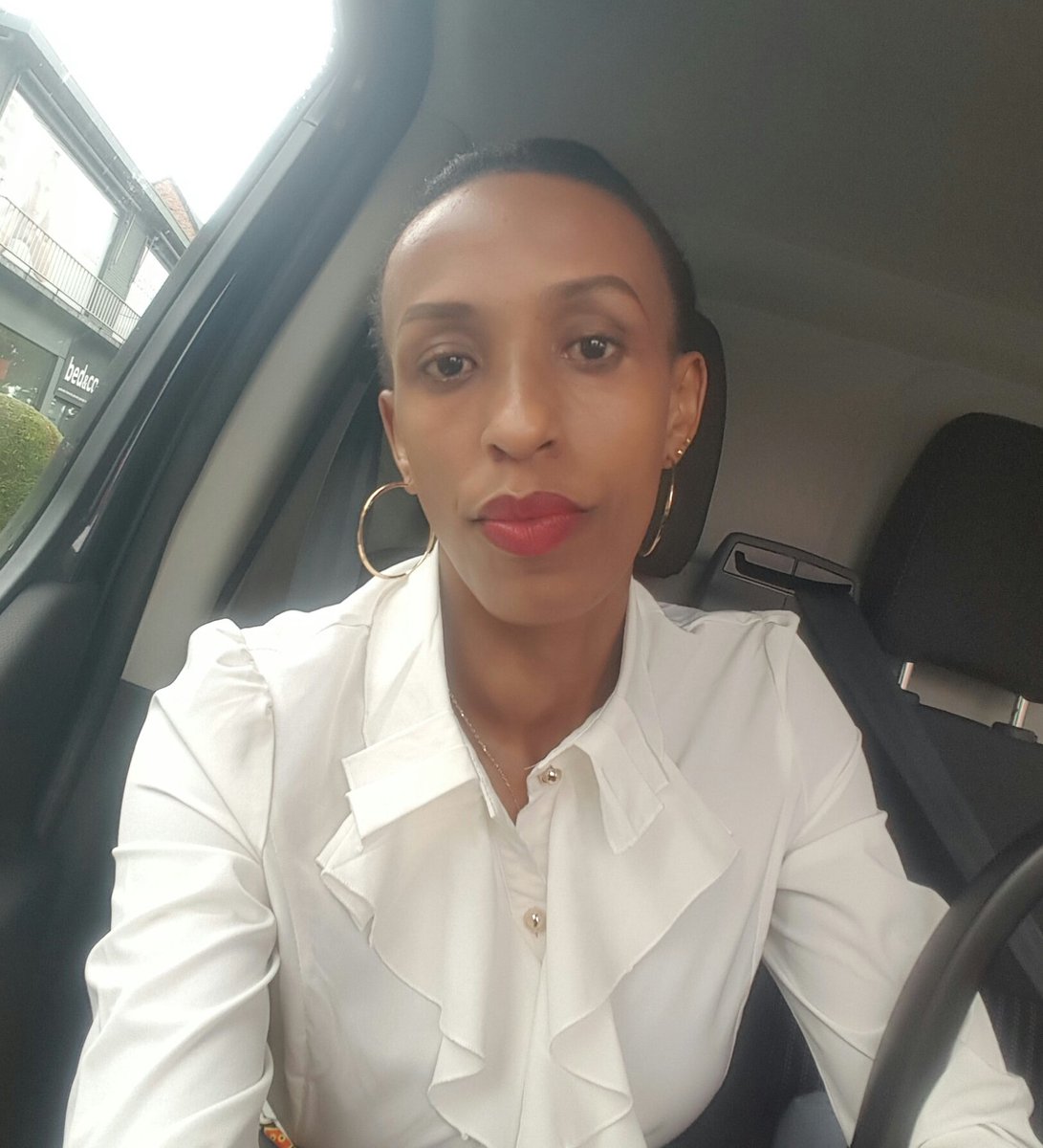 NaziaHamiss's tweet photo. I made my choice *a good one* #NaziaDecides #RwandaDecides #RwandaElection2017 #TeamDiaspora #Apetayiza lol! https://t.co/ymcrQqg25V