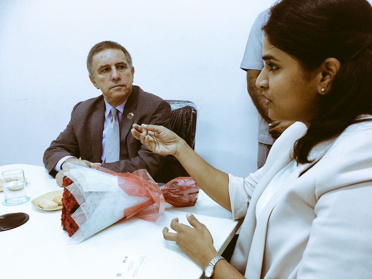 danielocarmon's tweet photo. Wonderful2seeUagain, #PratyushaPareddi from #NEMO.care ,winner of #StartTLV 2017 #India competition.Enjoyed your #Hyderabad press briefing https://t.co/LeO3RazsAI