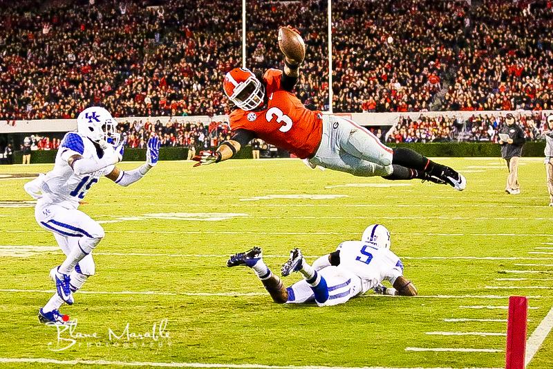 Happy Birthday to UGA great, RB Todd Gurley!     