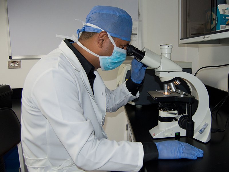 DDHHMP's tweet photo. #BiologicalLab analyzes feces and finger pulps. https://t.co/OUhZzxIOzg https://t.co/KAfvDEfaBi