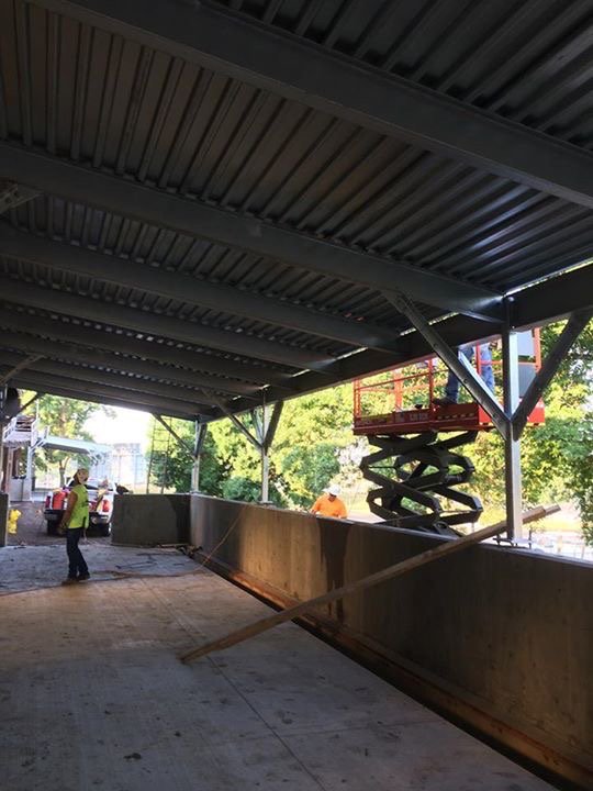 mnstatefair's tweet photo. Nearly complete Swine Barn renovation for 2017 includes new windows and outdoor wash racks. #FairgroundsInSummer https://t.co/vrqyevi9rZ