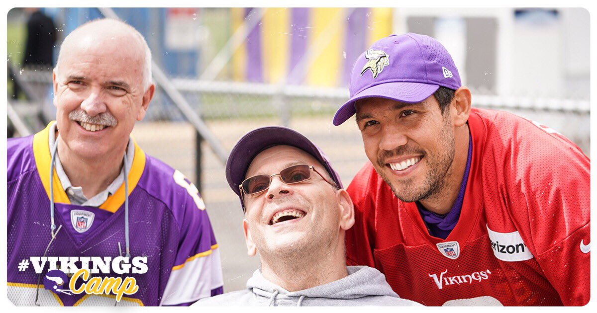 Smiles all around at #VikingsCamp https://t.co/YrFLAIJyzO