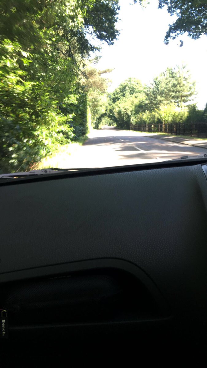 unknownadvent's tweet image. Go wherever the road takes you, life is full of adventures 😍😍 #adventure #whoknowswhere