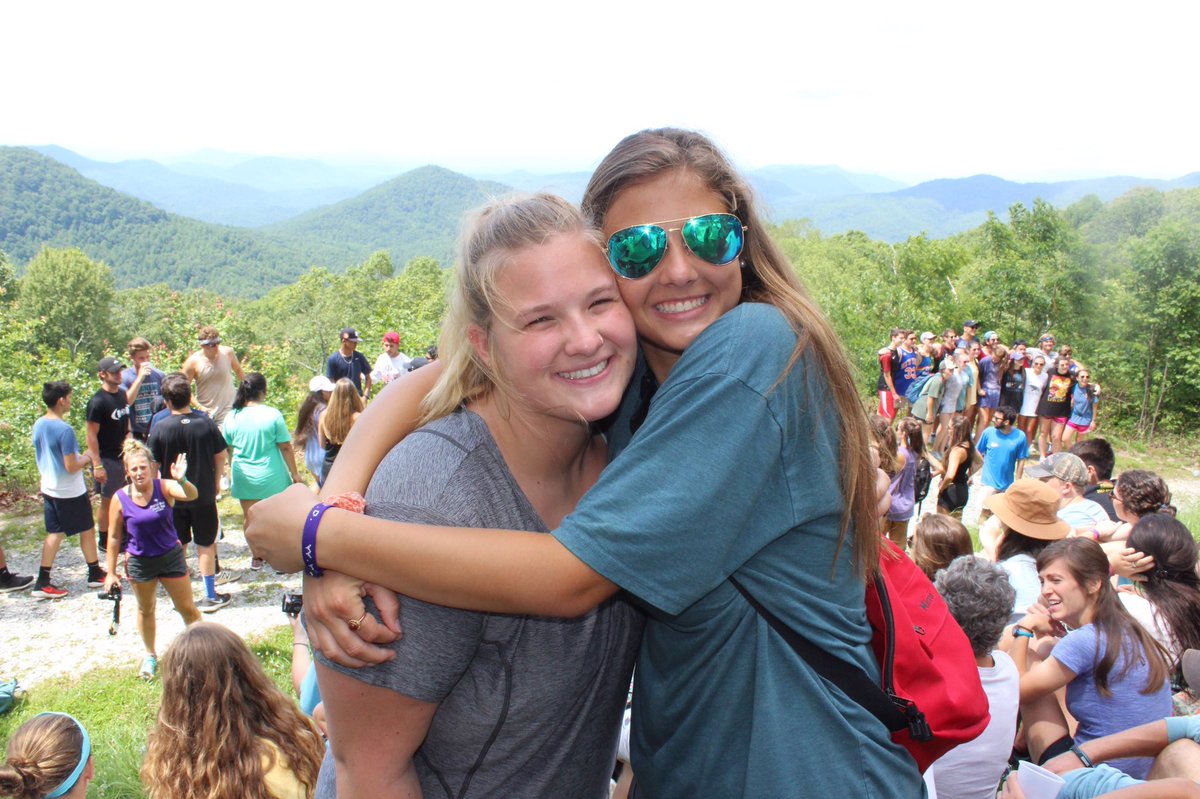 abby_sweitzer's tweet photo. Wish I was back at Young Life Camp #imisscamp #YL #carolinapoint #summercamp2k17 https://t.co/Z9mUkkKNOi