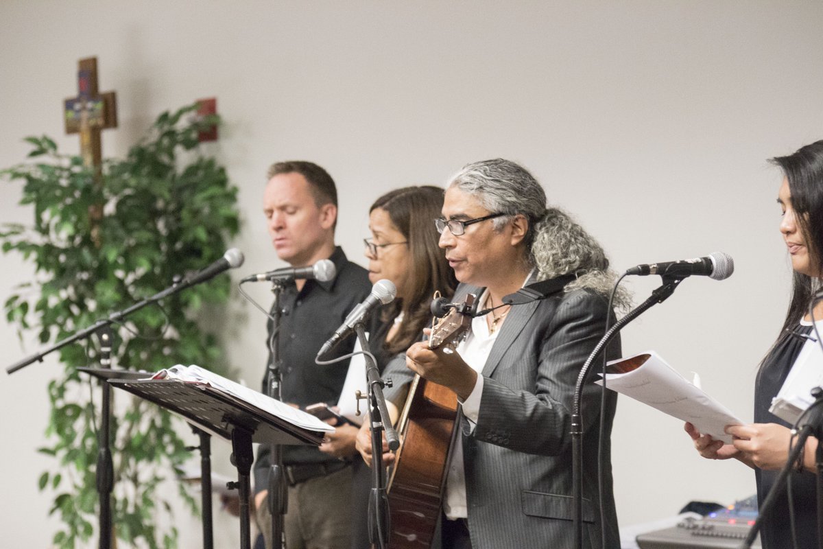sbdcatholics's tweet photo. May the music ministries in our parishes remind us of the divine Musician who created all beauty. #MusicDay2017 @OCPmusic #sbdiocese https://t.co/uM8HzsAjne