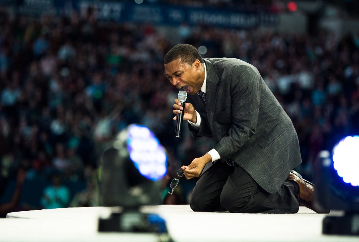 UPCIYouthMin's tweet photo. Hard to put into words how powerful these moments were.
#NAYC17 https://t.co/2rB50OnxbL