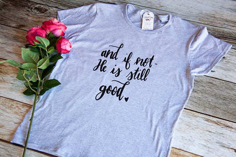 RNS's tweet photo. 10 @Etsy artists who share their faith through T-shirts, stationary, calligraphy and more https://t.co/nqjIzRhvD2 https://t.co/pc4uD66Wkn