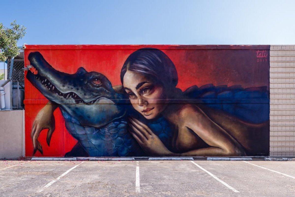 dcwallsfestival's tweet photo. #Mural by @tatunga for @powwowlongbeach'17, near E 7th St. & Alamitos Ave. •Pic= @bshigeta •@powwowworldwide #PWLB17 https://t.co/J6l2dC5DMj