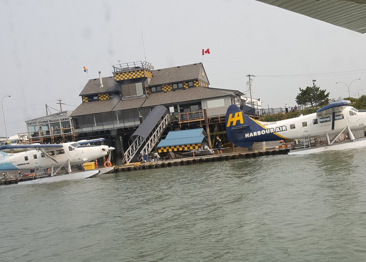 SherryVicze's tweet photo. Richmond to Victoria #harbourair #flyingbeaver to #flyingotter https://t.co/EOXSxpGqfg