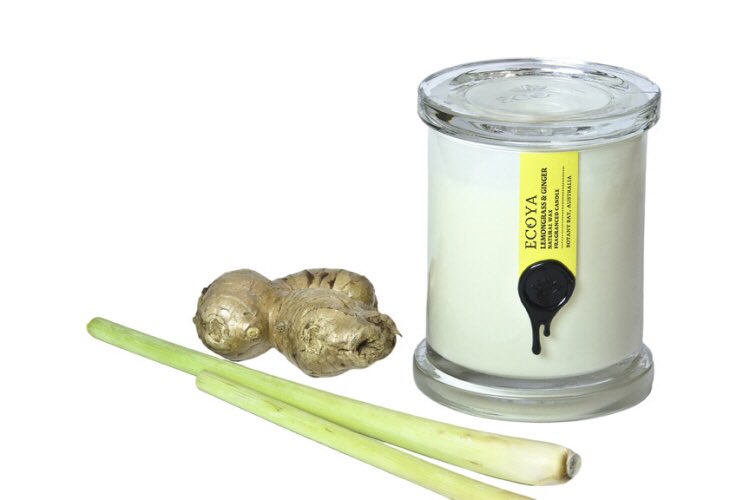 LifeAndStyle01's tweet photo. Ecoya Metro 'Lemongrass & Ginger' soy wax candle (RRP £32) £27 @ https://t.co/298eFQd8DQ #lifeandstyle #hygge #healing #essentialoils #ecoya https://t.co/HRAoSGeMZ3