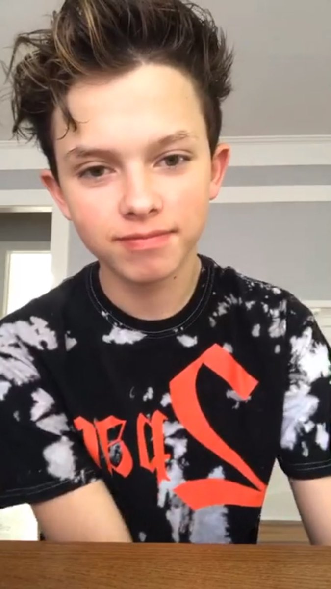 JsMothaFreakka's tweet photo. Cutie❤️❤️❤️ @jacobsartorius #jacobfam #jacobsartorius #jacobsquad @JacobAlerts https://t.co/HLsGegbpye