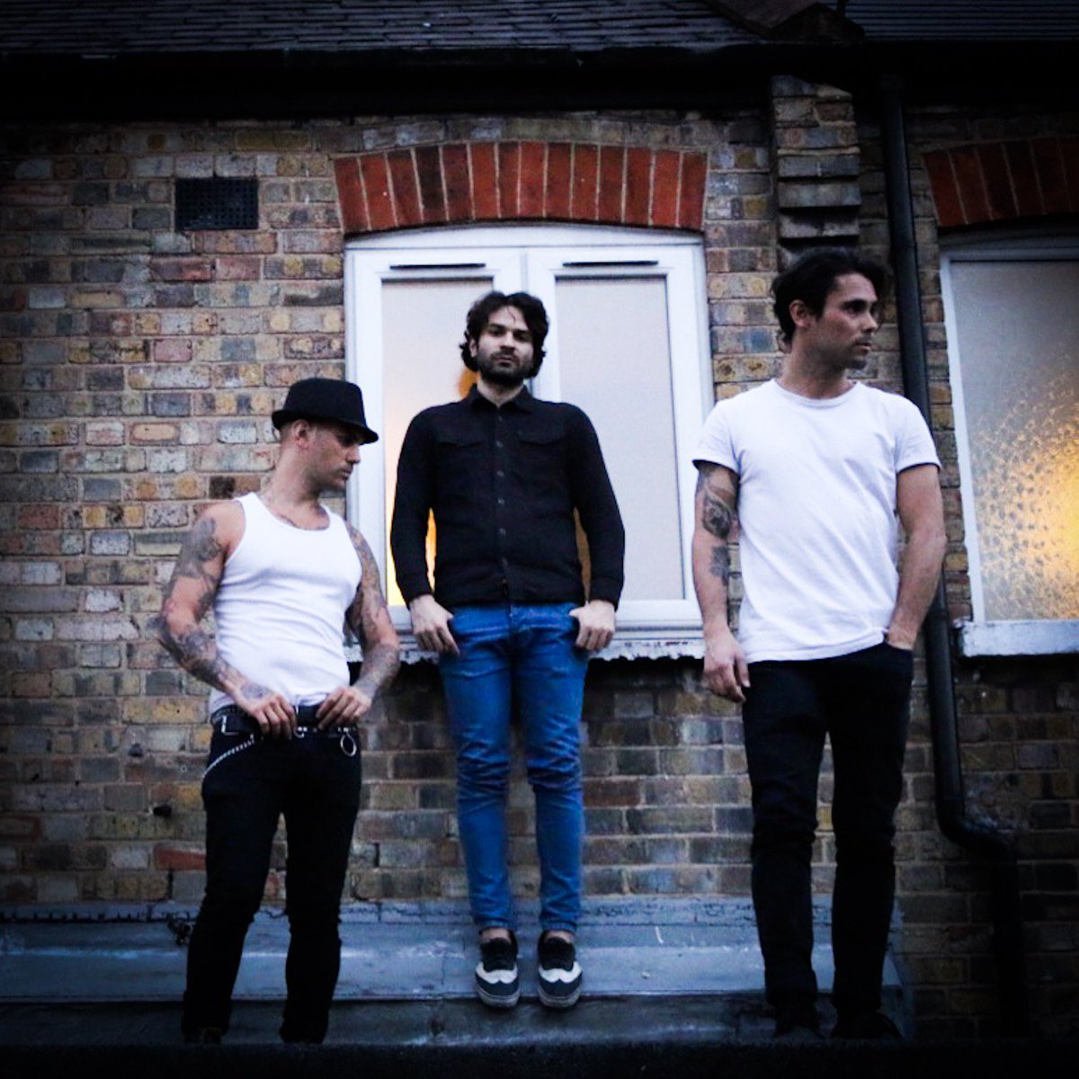 We encourage you to leave your comfort zone and let the world change your life in a way you would never expect!