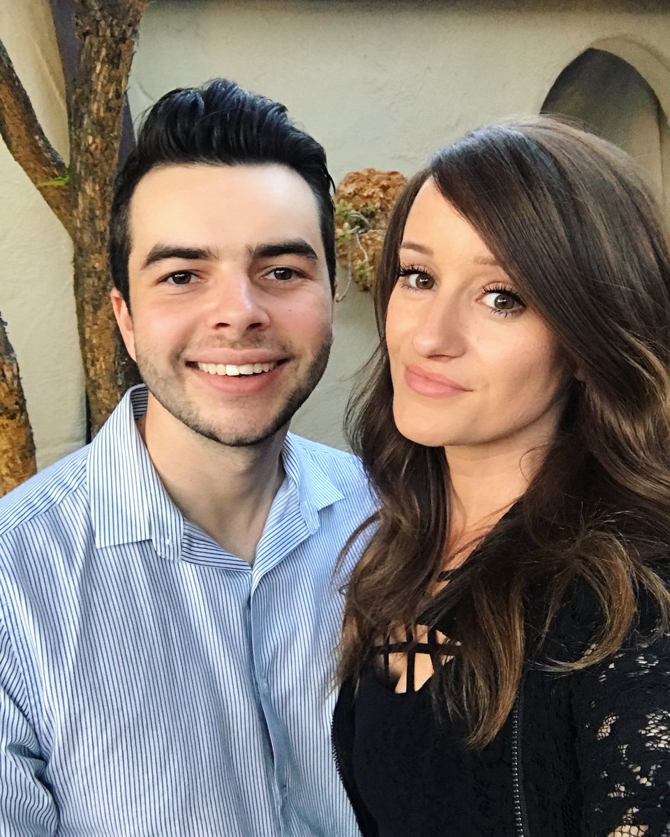 Nadeshot mit niedlicher, Freundin  Jenna Ezarik 