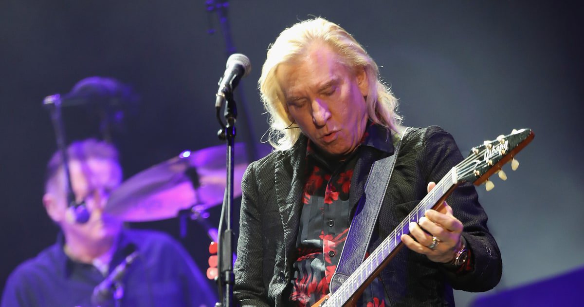 Rolling Stone On Twitter See Joe Walsh Play Life S Been Good And Recall Wild Times With John Belushi On Lssc Https T Co Cql9vemv39