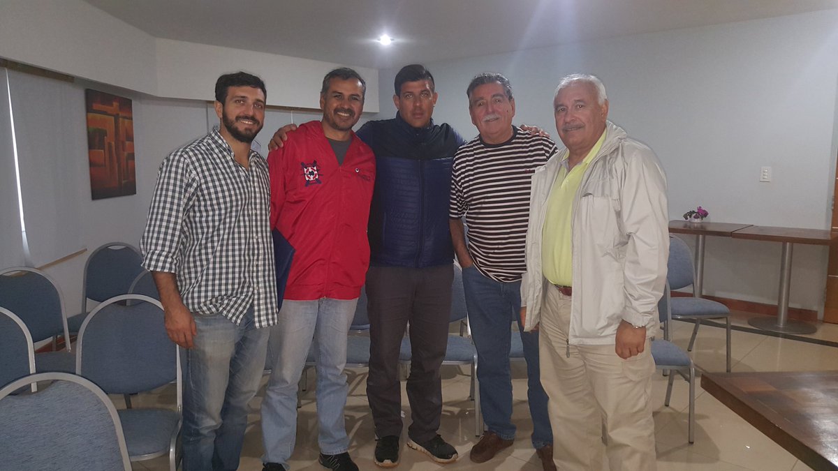 enelplayon's tweet photo. #AHORA reunión Diego Canepa y dirigentes CAPRI. Tema: Instalar pista canotaje en el Mártires. @muniposadas @losadajoaquin @NicolasEizmend1 https://t.co/KqvI7tCnQQ