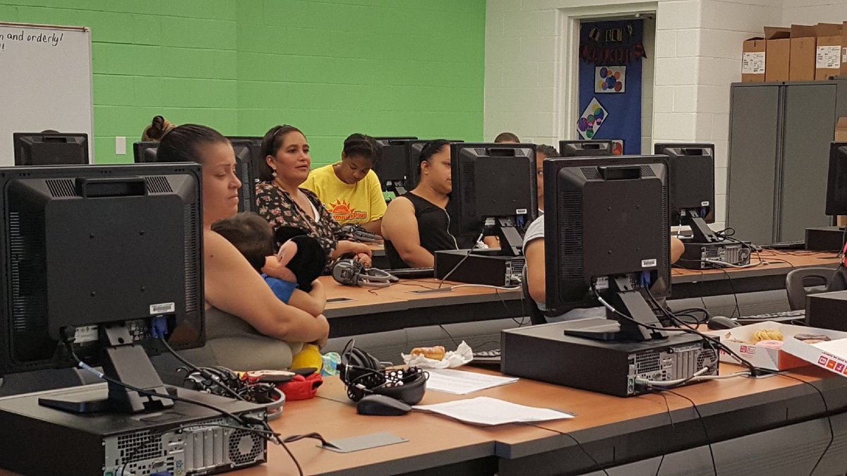 ElliottSummerPl's tweet photo. Thank you parents for attending our Literacy Workshop every Thursdays this Summer! @NPSvoices @summer_plus https://t.co/fUaBPsJ0EB
