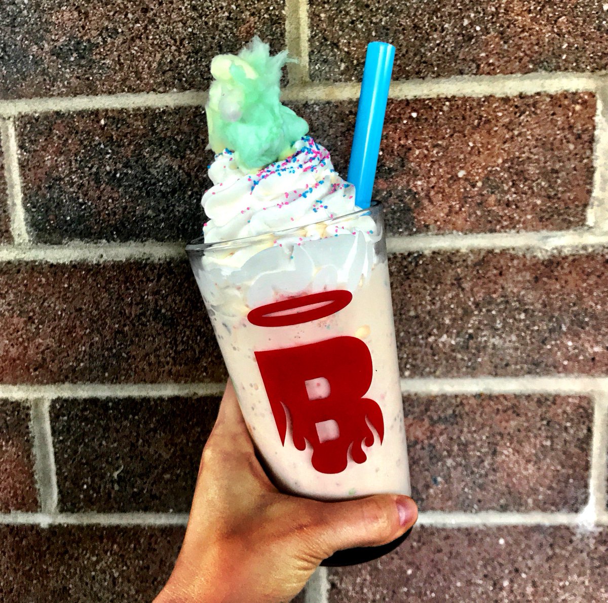 BurgatoryBar's tweet photo. Cotton Candy Shakes now through Sunday! Spike ‘em up with Raspberry Vodka. https://t.co/08amtkEGs0