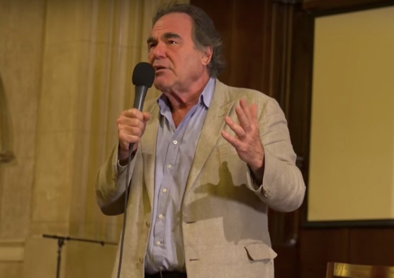 Truthdig's tweet photo. Video: Vladimir #Putin told @TheOliverStone he'd expected @HillaryClinton to win the 2016 election #putininterviews https://t.co/mJI6dVb3vr https://t.co/vHf3op2NIq