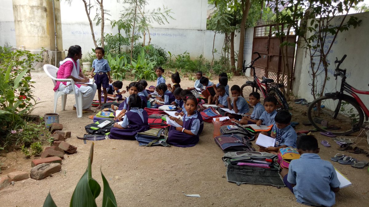 RaniChandra4's tweet photo. @Collector_RSL sir, we have running 6 classes with 170 students in 3 rooms. Please sanction 2 additional class rooms for PS TR Nagar srcl. https://t.co/KO75V5j8qZ
