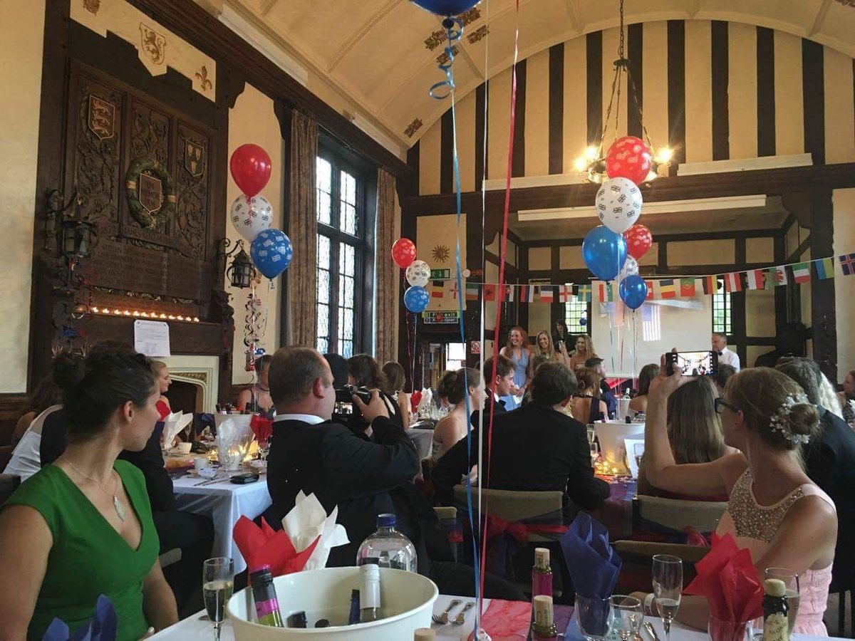 #BedmaxYRS17 <a href="/Sophieamhall/">Sophie A-M Hall</a> latest blog is now online!  What a busy month she's had!  buff.ly/2hr8ouk #equinehour #tophorsetweets