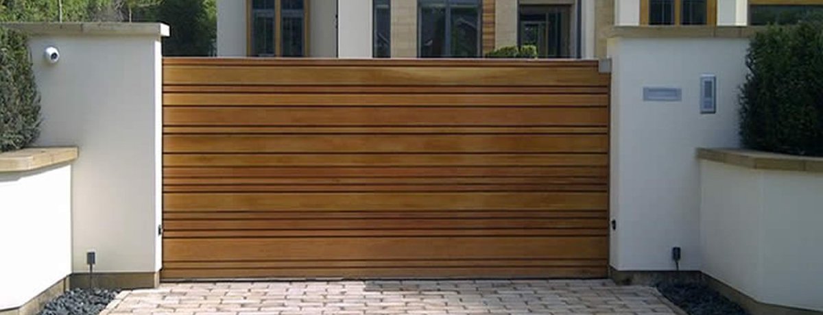Gate_Kraft's tweet photo. How often do you drive past #driveway #gates that have been left open? https://t.co/yCNwshj6pL #HomeSecurity https://t.co/5N0pcRNIsC