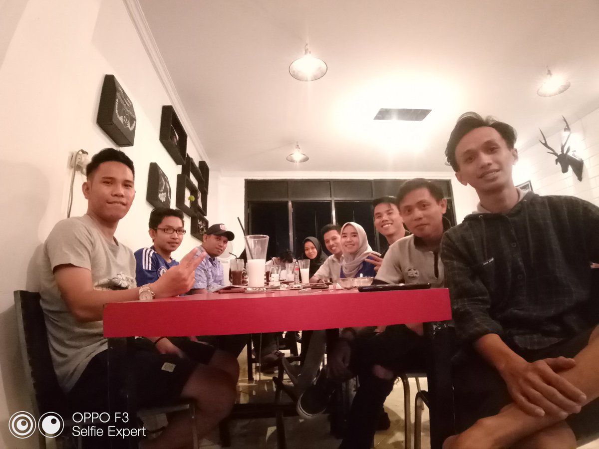 CISCmaros's tweet image. Kopdar + Open Membership CISC 2017-2018 👏👏👏

#ThisIsCISC #ChelseaIndo #CISCSINDOTim #CISCMaros