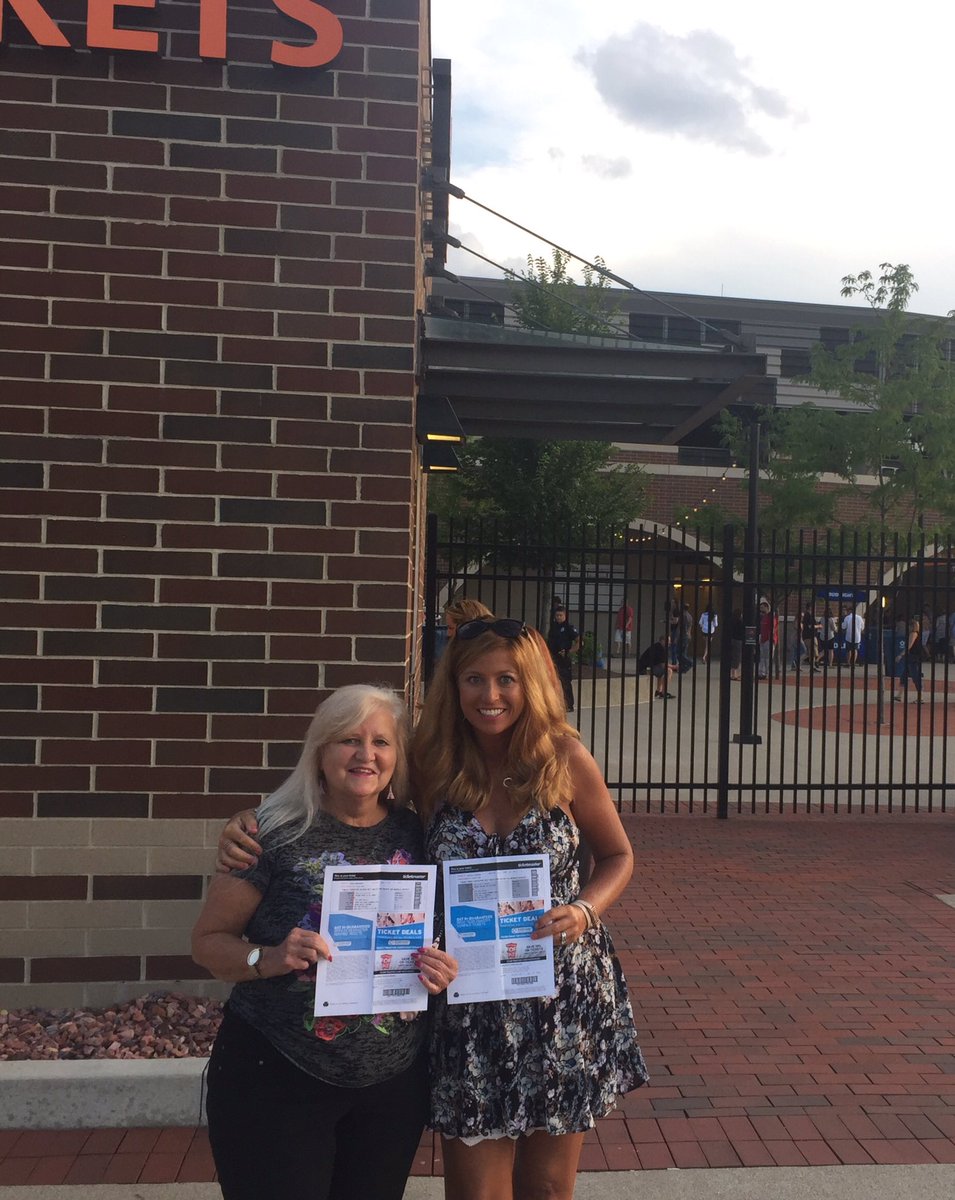 Great show last night... see ya in NC!!! <a href="/Phillips/">Phillip Phillips</a>