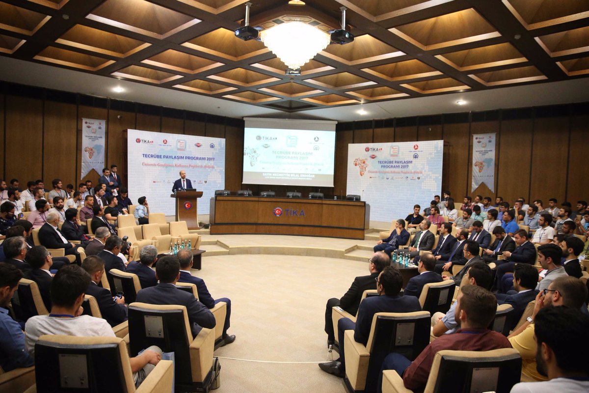 Tika_Turkiye's tweet photo. .@IlimYaymaVakfi Mütevelli Heyeti Bşk. Vekili Sn. Bilal Erdoğan "Tecrübe Paylaşım Programında sivil toplum ve kamu dayanışmasını görüyoruz" https://t.co/2a45qJHYqp