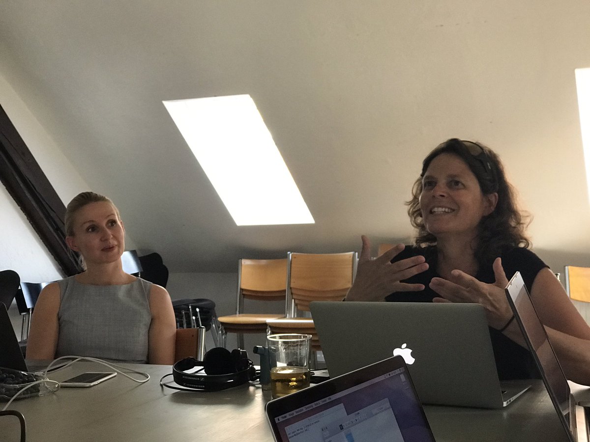 master21academy's tweet photo. The problem with google is: what to google? Bettina about programming her first website. #master21 https://t.co/1TehLiz5Fz