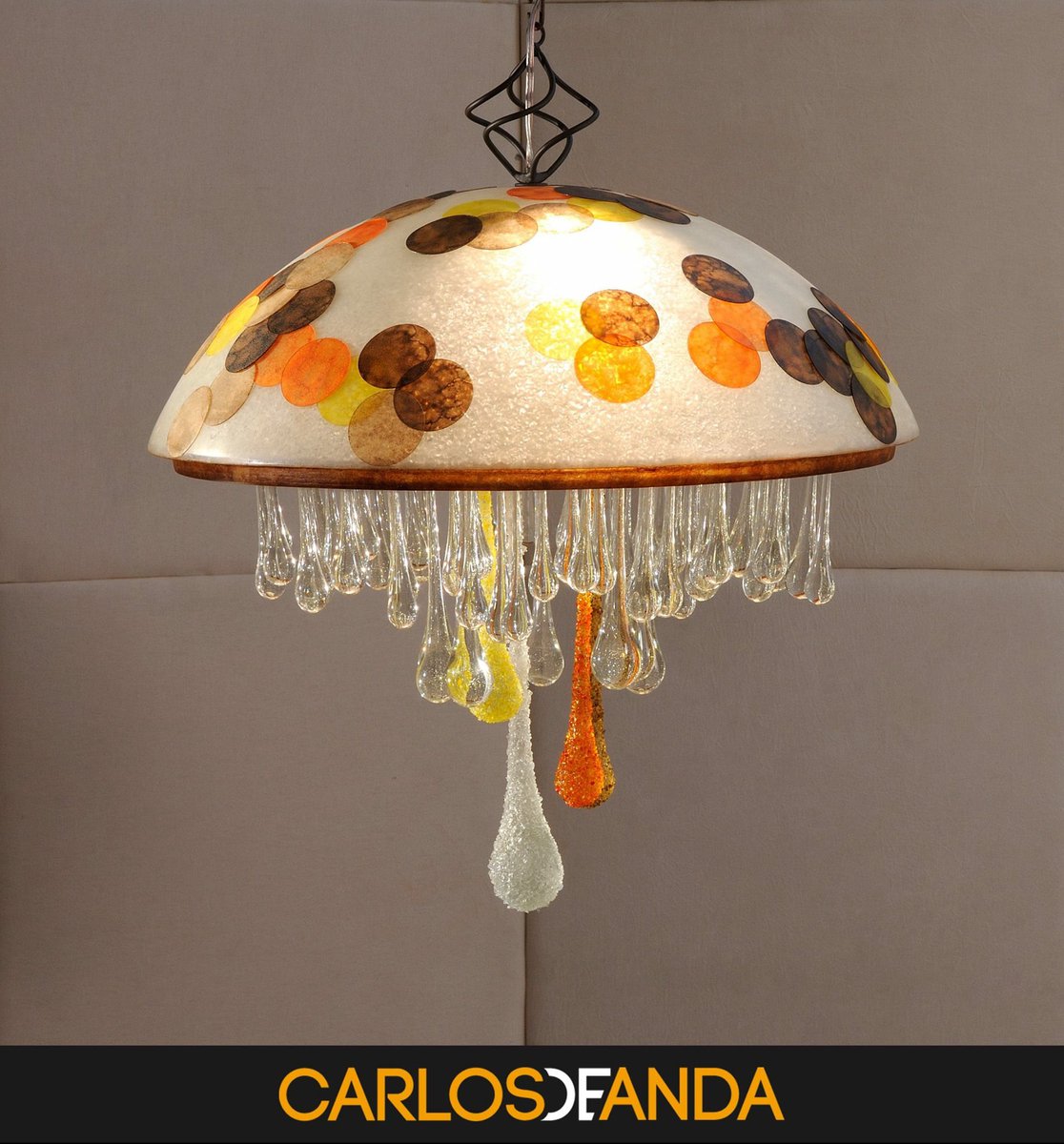 CarlosdeandaMX's tweet photo. Haz de tu hogar un espacio acogedor y único con nuestros exclusivos candiles, conoce la gran variedad en
 👉https://t.co/7TMxb5CEKt https://t.co/HUKrxDxfFu