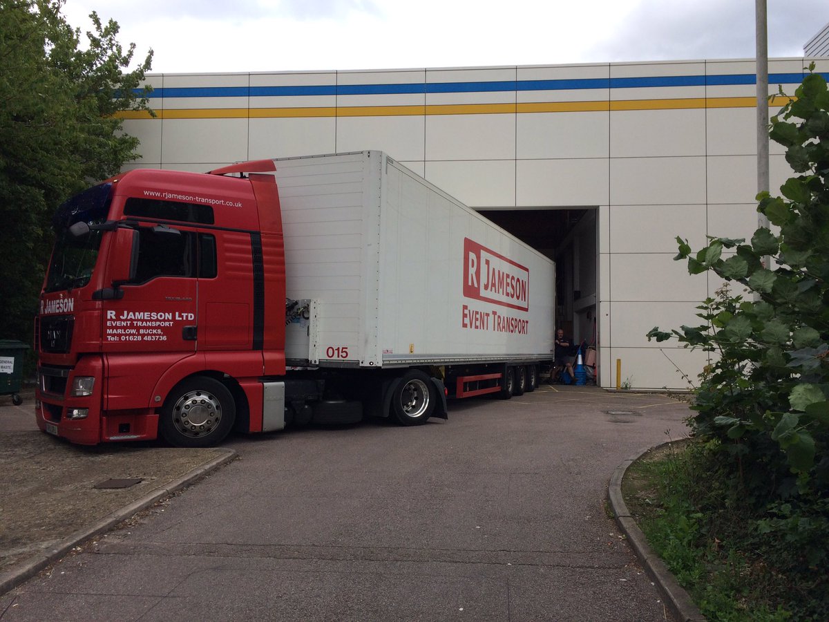 Loaded and ready to roll! Driver Steve from <a href="/rjamesonevents/">R Jameson Event Transport</a> has been top notch! See you in <a href="/Cfieldtheatres/">ChesterfieldTheatres</a> on Friday!!