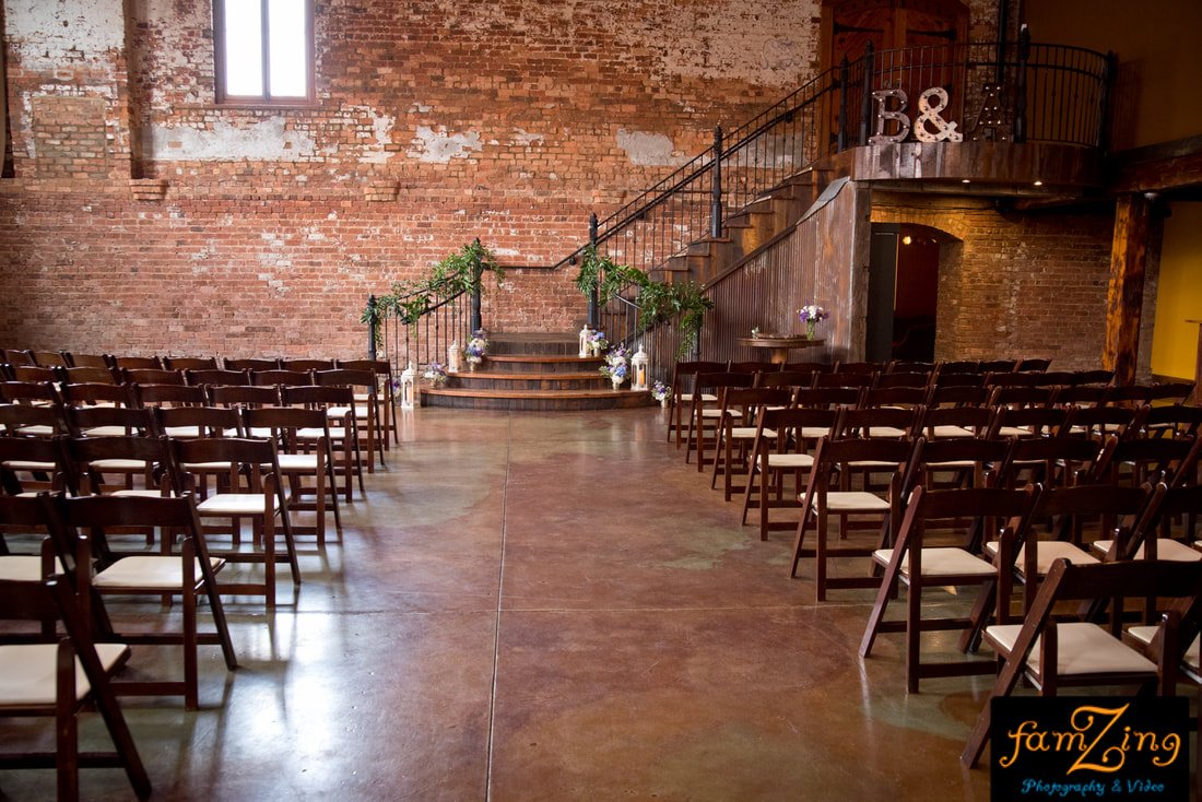 Today’s #featuredwedding includes Elizabeth and Andrew’s romantic summer wedding – click to view their photo gallery ow.ly/PPIK30e8WTX