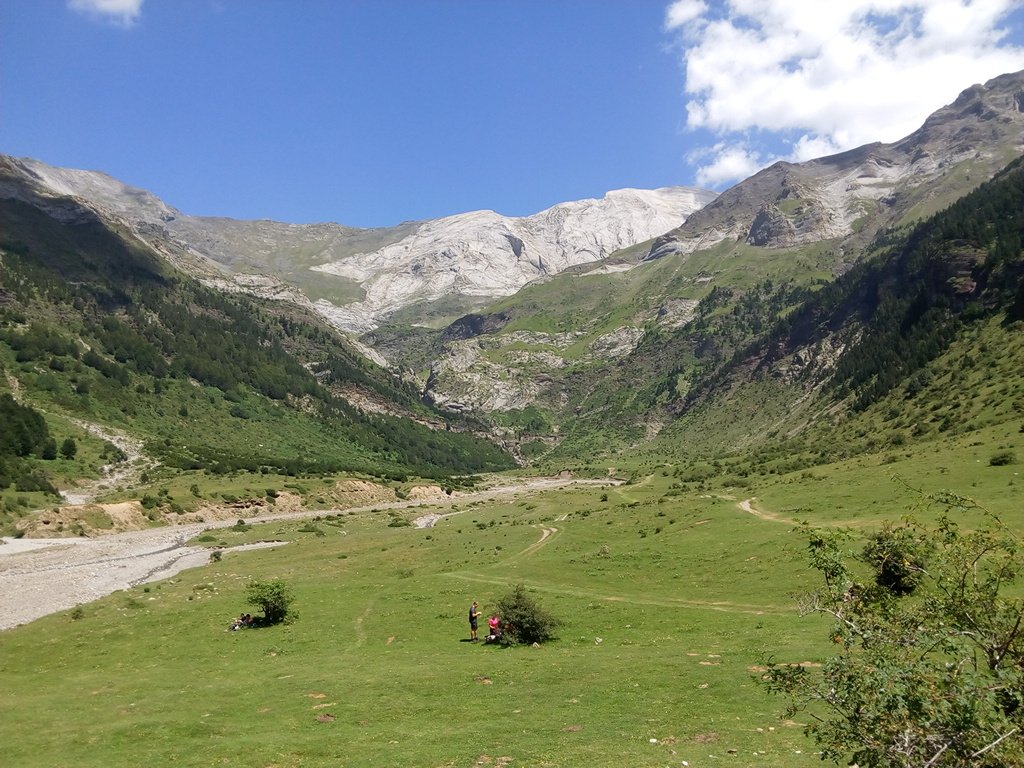 fer_arzoz's tweet image. Hoy en Valle de Pineta, espectacular, como siempre, me encanta este valle, lo mejor del Pirineo. #excursionesconniños #lalarri