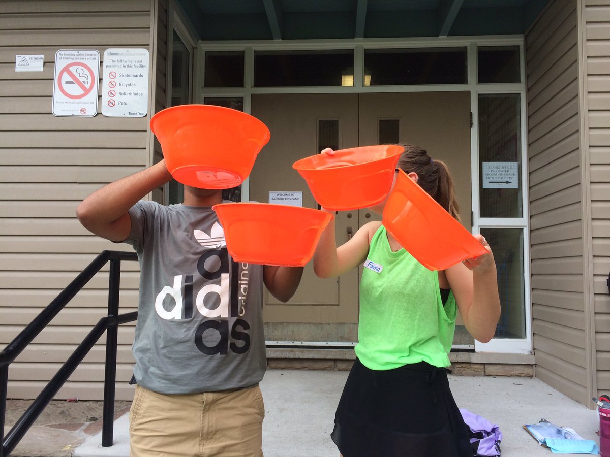 pixiestix2019's tweet image. Step 1: empty chips from bowl. Step 2: wash chip bowl. Step 3: clean and shiny bowls!!! @jawbreakers2017 @Lollipops2017 @banburykidscamp