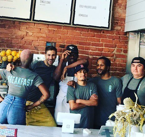 BreakfastbySC's tweet image. So fresh, so clean! Check out our good looking crew in their be good looking tees! #tee #breakfast #iwokeuplikethis ift.tt/2v0Iz9o