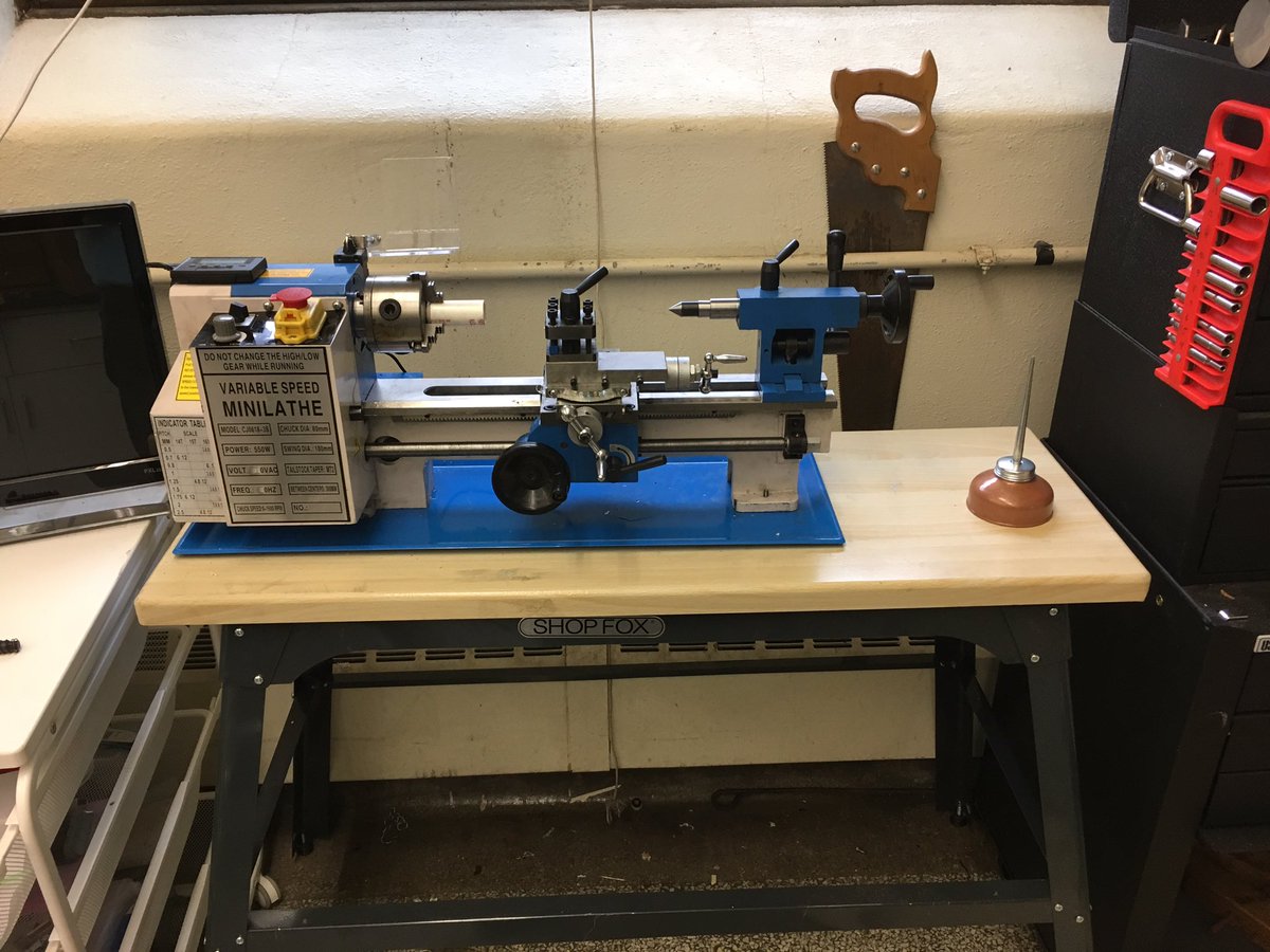 petmar0's tweet photo. The new @MarchettoLab lathe is all set up and running, complete with an x-axis DRO. https://t.co/LzElNVDkuG
