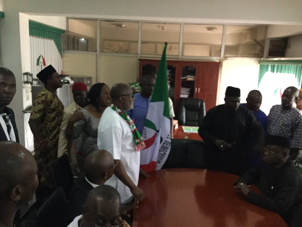 Oseloka Obaze, another Aspirant on the platform of Peoples Democratic Party [PDP] for Anambra state governorship election has obtained his forms.