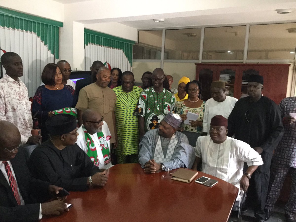 Oseloka Obaze, another Aspirant on the platform of Peoples Democratic Party [PDP] for Anambra state governorship election has obtained his forms.