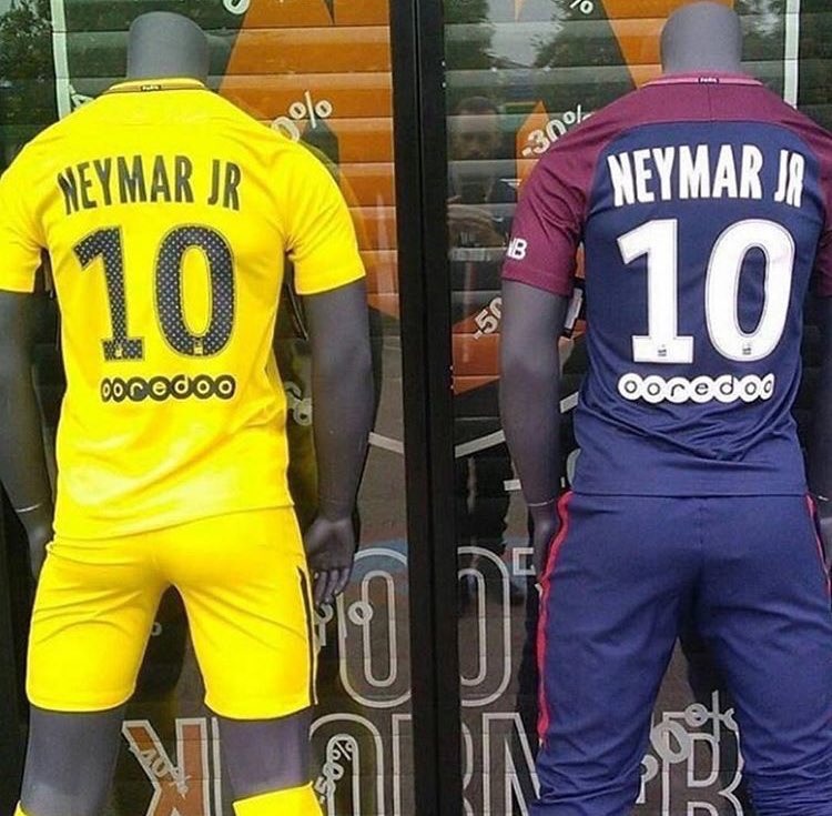 ActuFoot_'s tweet photo. 👀
(📸 @tdn_twit) https://t.co/JtGCnN16ZO