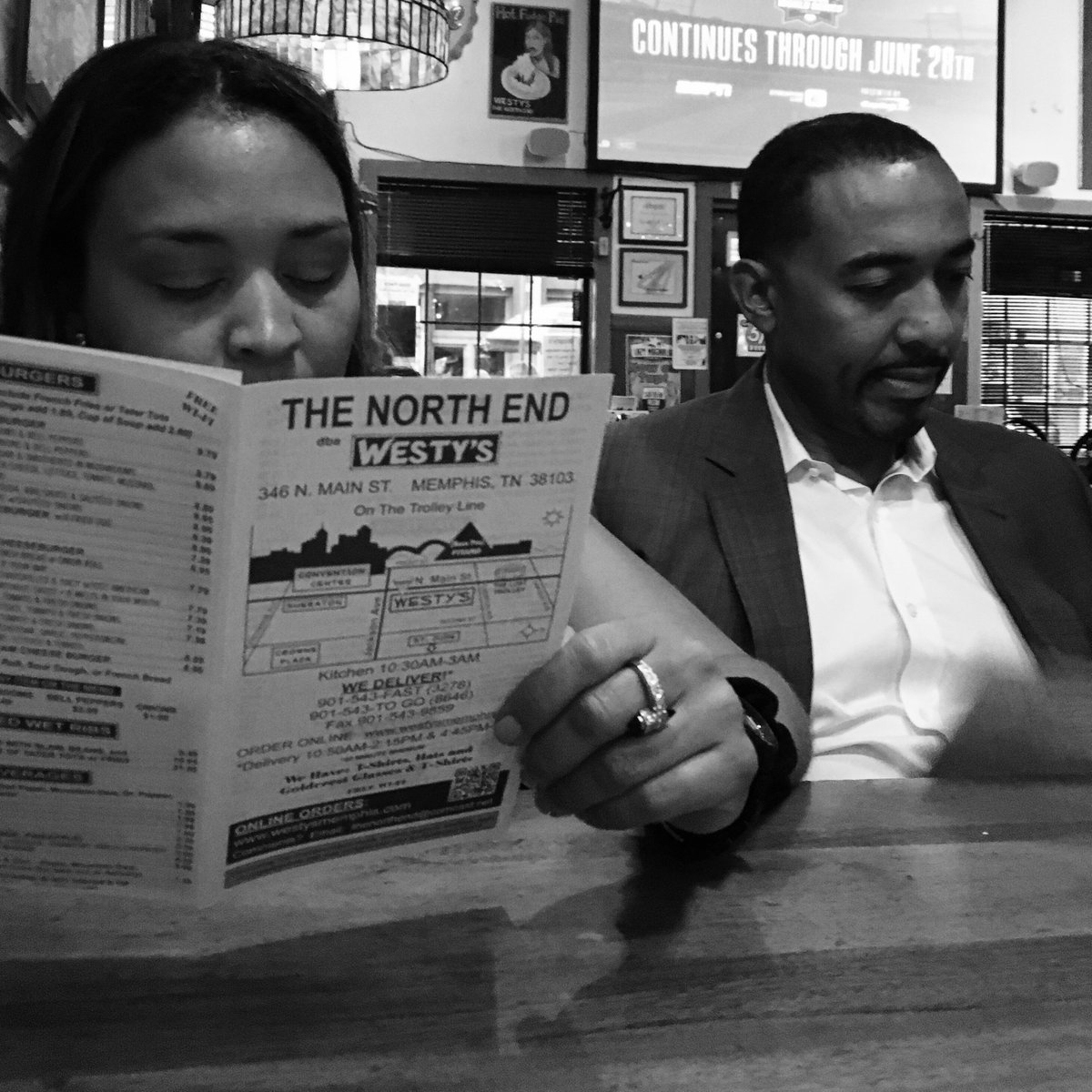 StuffMovement's tweet photo. You can’t go to Memphis without trying the barbeque #TBT #SouthernFood #WheninMemphis #BBQ #PitStop #theSTUFFmovement #RoadJournals #LetsEat https://t.co/pG0IyxItwA