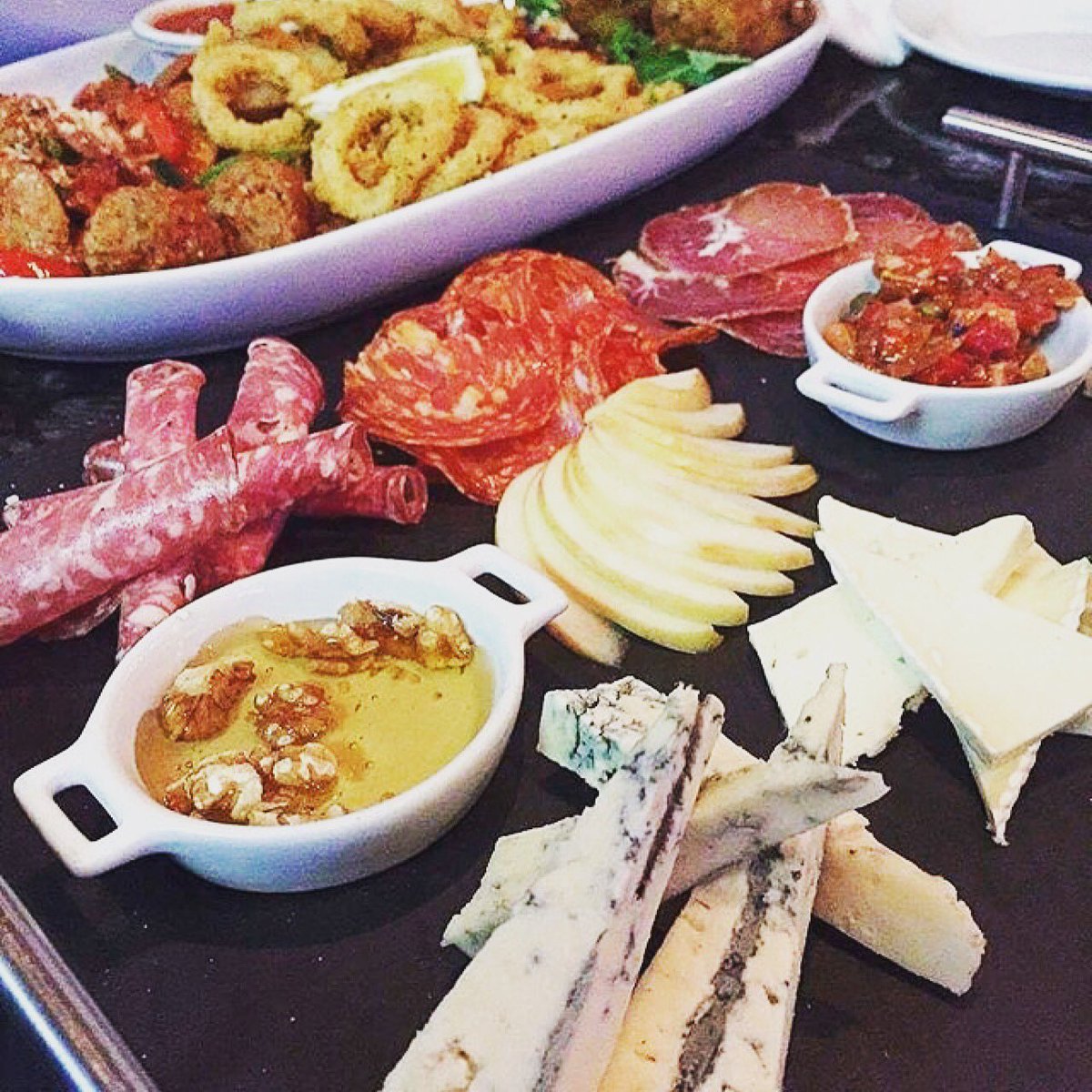toscanayyc's tweet photo. Every Thursday we have Charcuterie boards with a bottle of wine for $49!
📷@FoodYYC #yyceats #yycfoodie #instafood #yumyum https://t.co/5uPdDSCcD4
