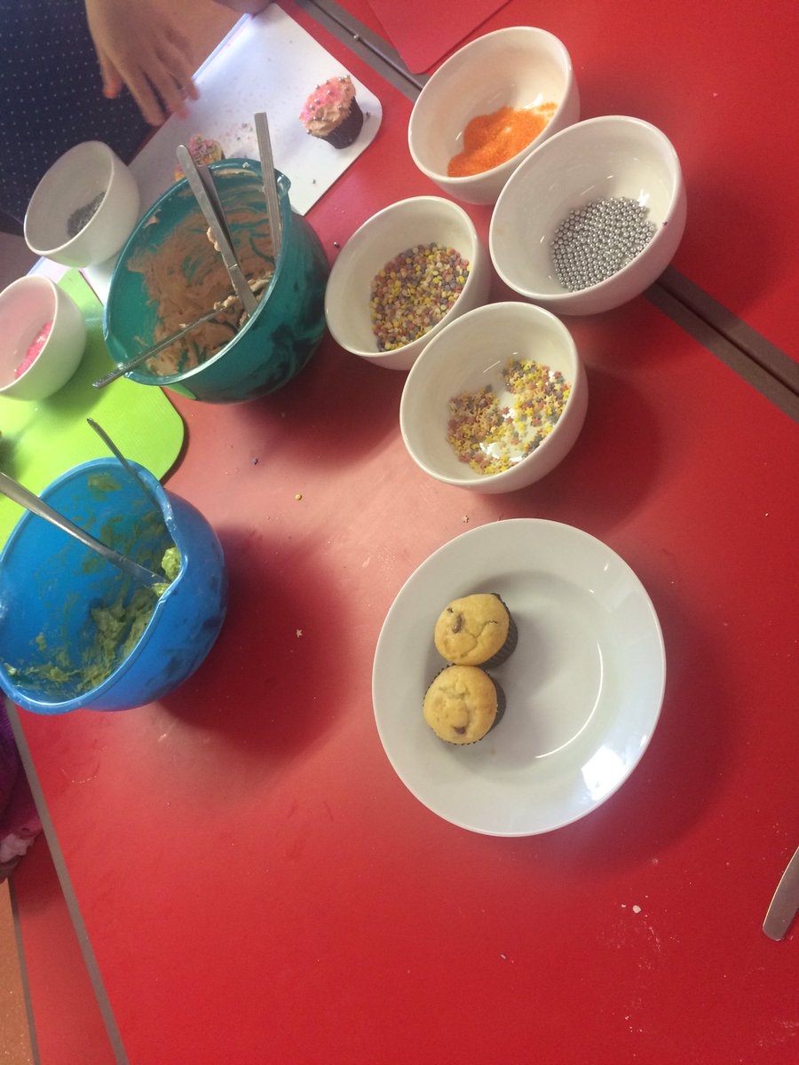 cap_bulk_ward's tweet photo. Cookie and cake making today with the young people #letsgetmessy https://t.co/SvYKVqVt8n