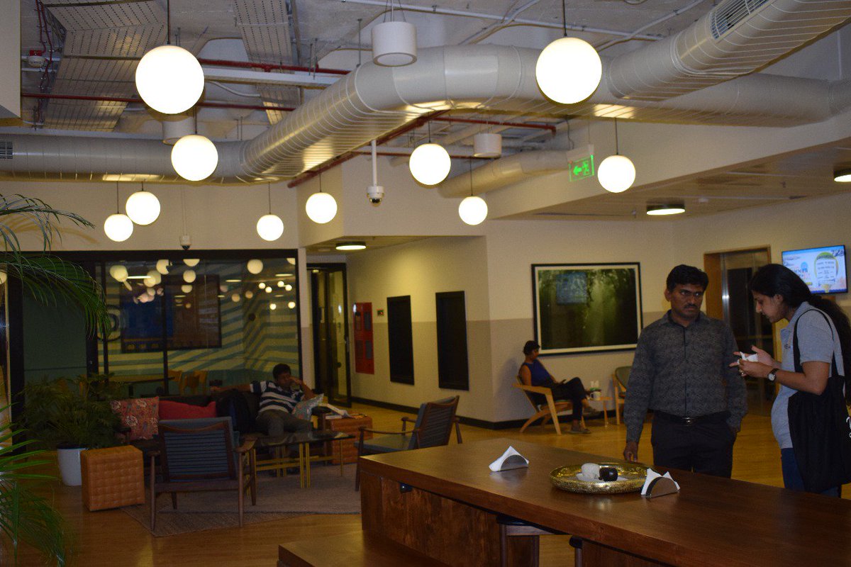 honasagere's tweet photo. Team @knowlarity Bangalore now @WeWork #WeWorkGalaxy swanky new workplace for #KickAss team https://t.co/gPx9JGrXXe