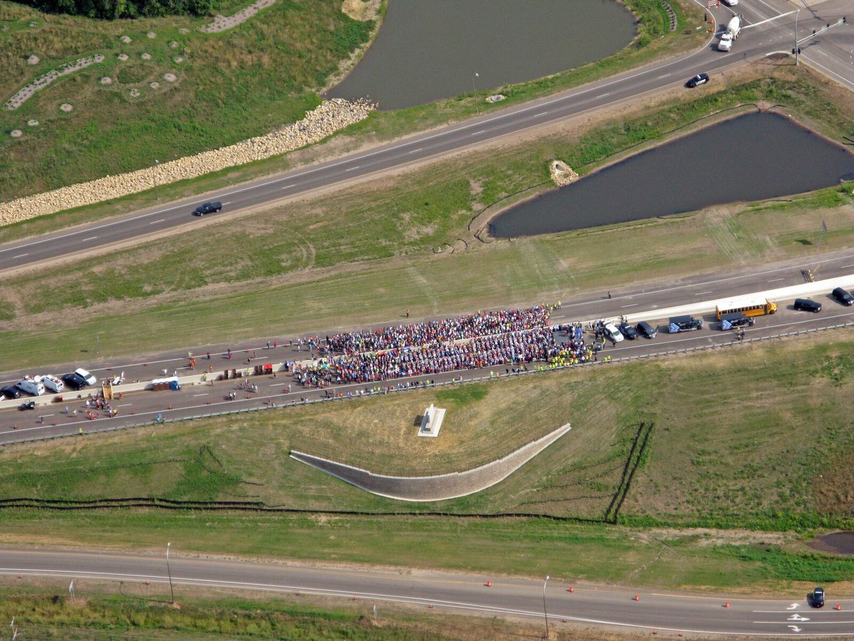 stcroixcrossing's tweet photo. Bird’s eye view of the bridge dedication ceremony. An estimated 2,500 people attended. Photos from Aug. 2. https://t.co/JGm1hvlJdn