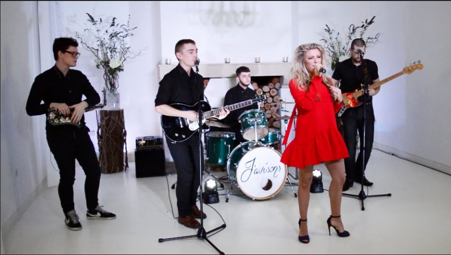Tomorrow night we've got #livemusic <a href="/asyoulikeitjes/">As You Like It</a> from <a href="/TheJavisons/">J'avisons</a> with <a href="/JessicaAvison/">Jessica Avison Music</a> on lead vocals! See more : buff.ly/2w1jJ7T
